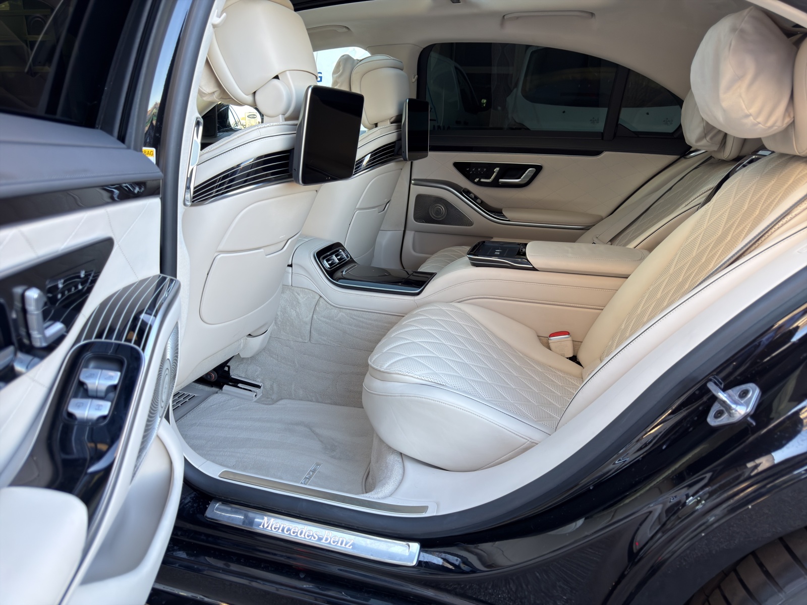 MERCEDES-BENZ S 400 d L AMG Line 9G-Tronic-image-25
