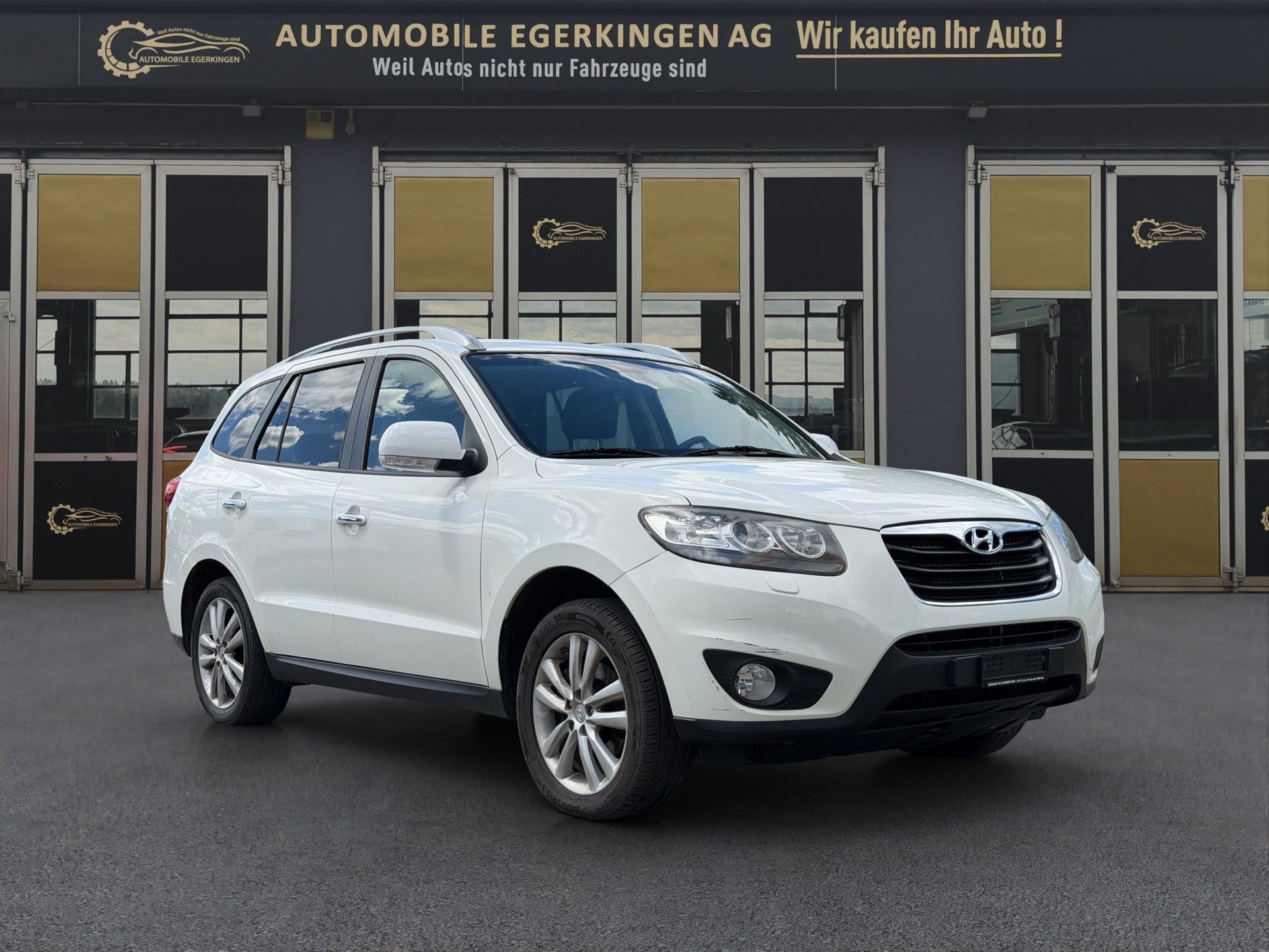 HYUNDAI Santa Fe 2.2 CRDI Style 4WD Automatic-showroom-element-2