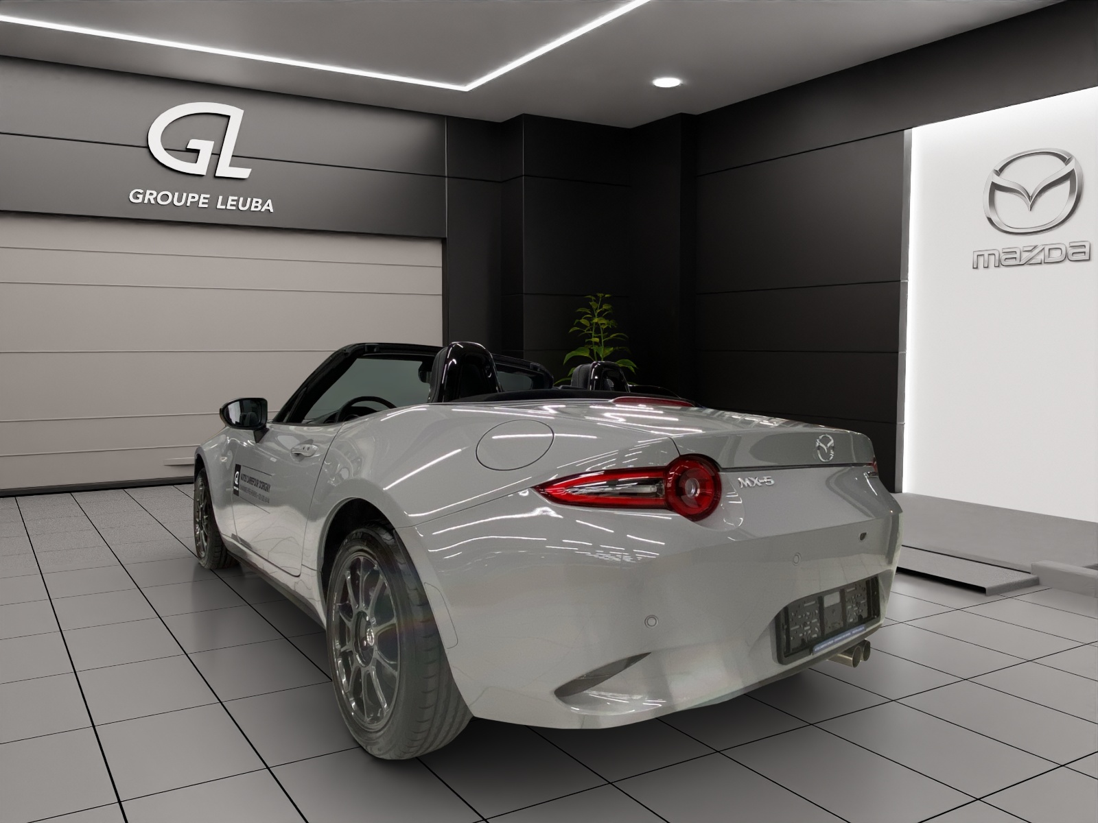 MAZDA MX-5 Skyactiv-G 132 Homura-showroom-element-3