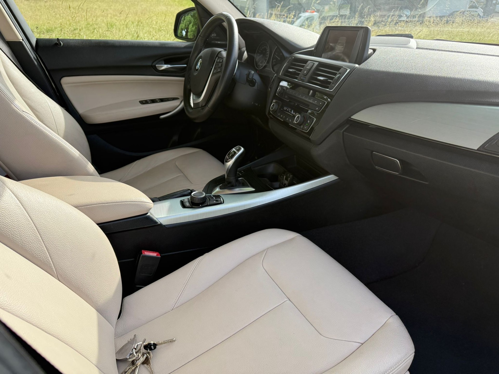 BMW 120d xDrive Steptronic-image-4