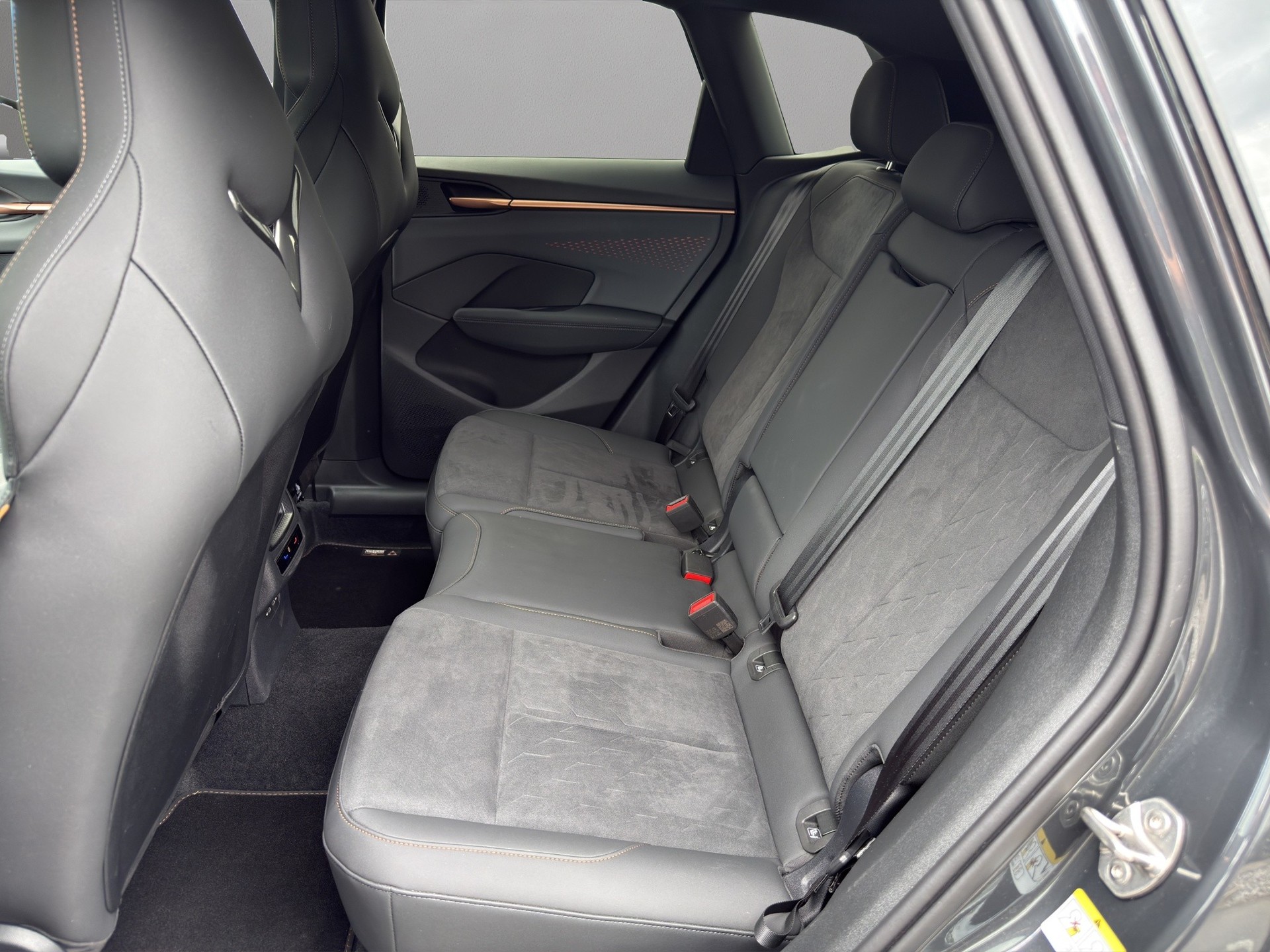 CUPRA Terramar 2.0 TSI DSG 4Drive Business Edition-image-5