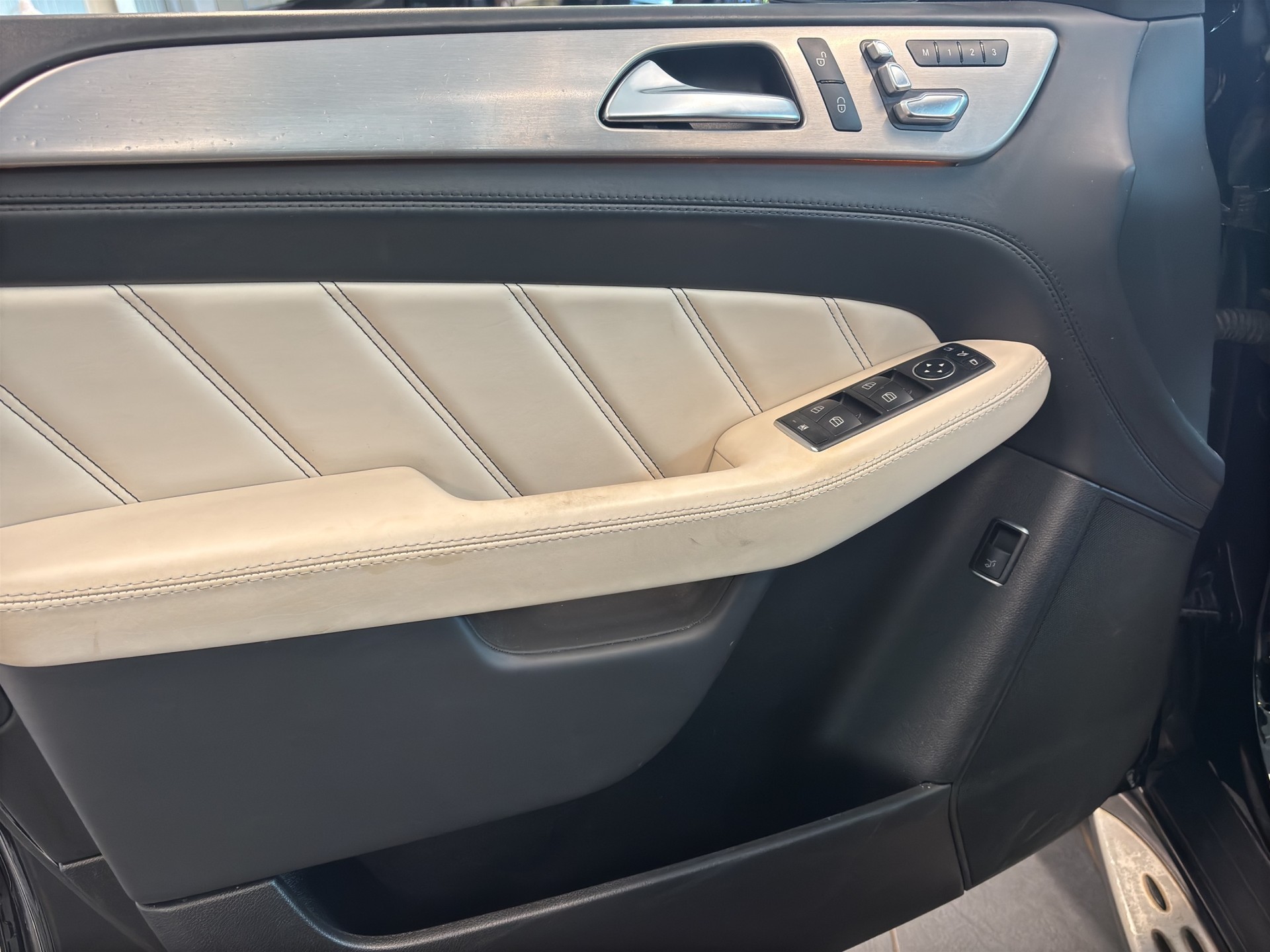 MERCEDES-BENZ GLE Coupé 63 S AMG 4Matic Speedshift-image-19