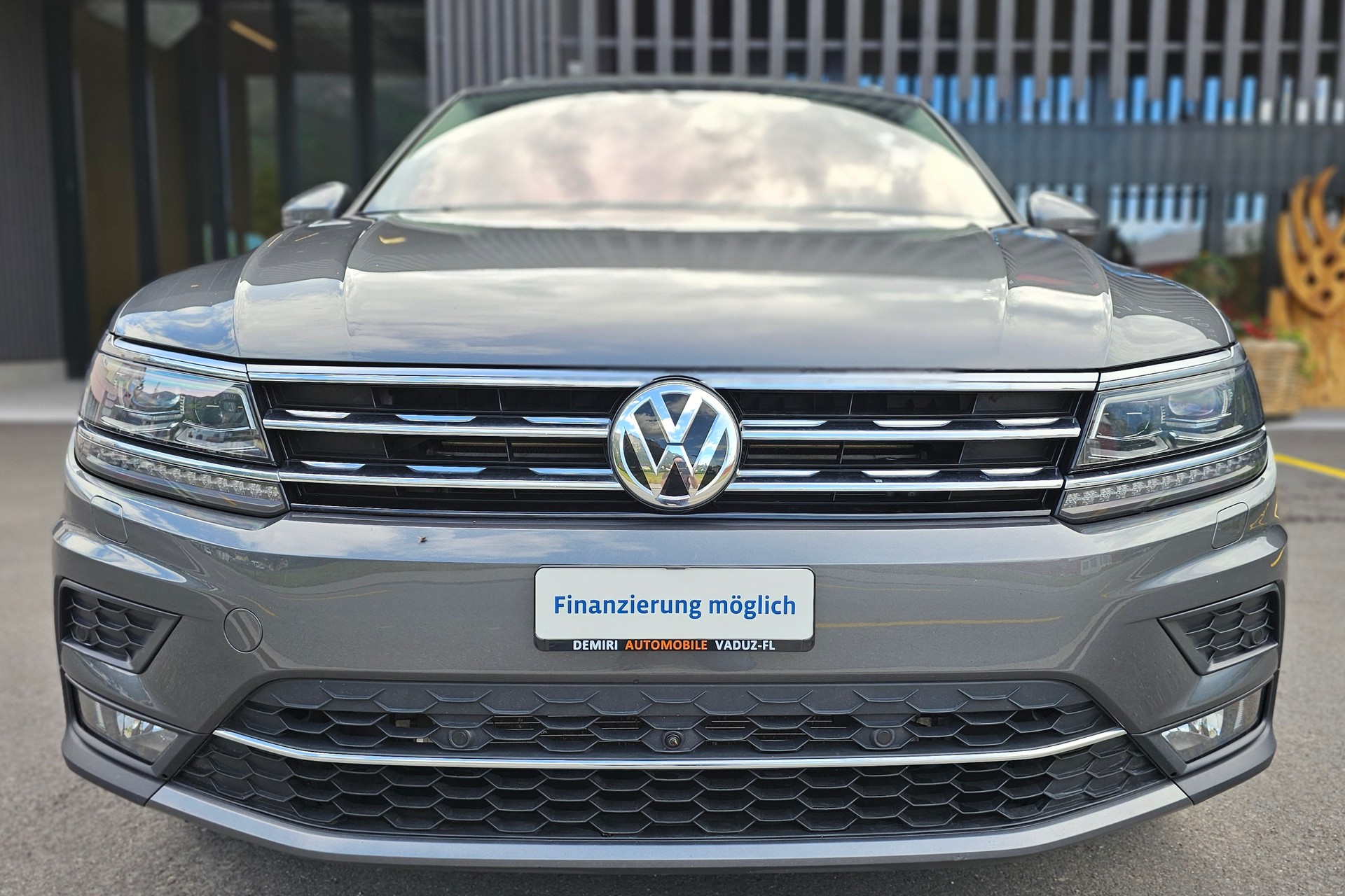 VW Tiguan 2.0TSI Highline 4Motion DSG-image-6