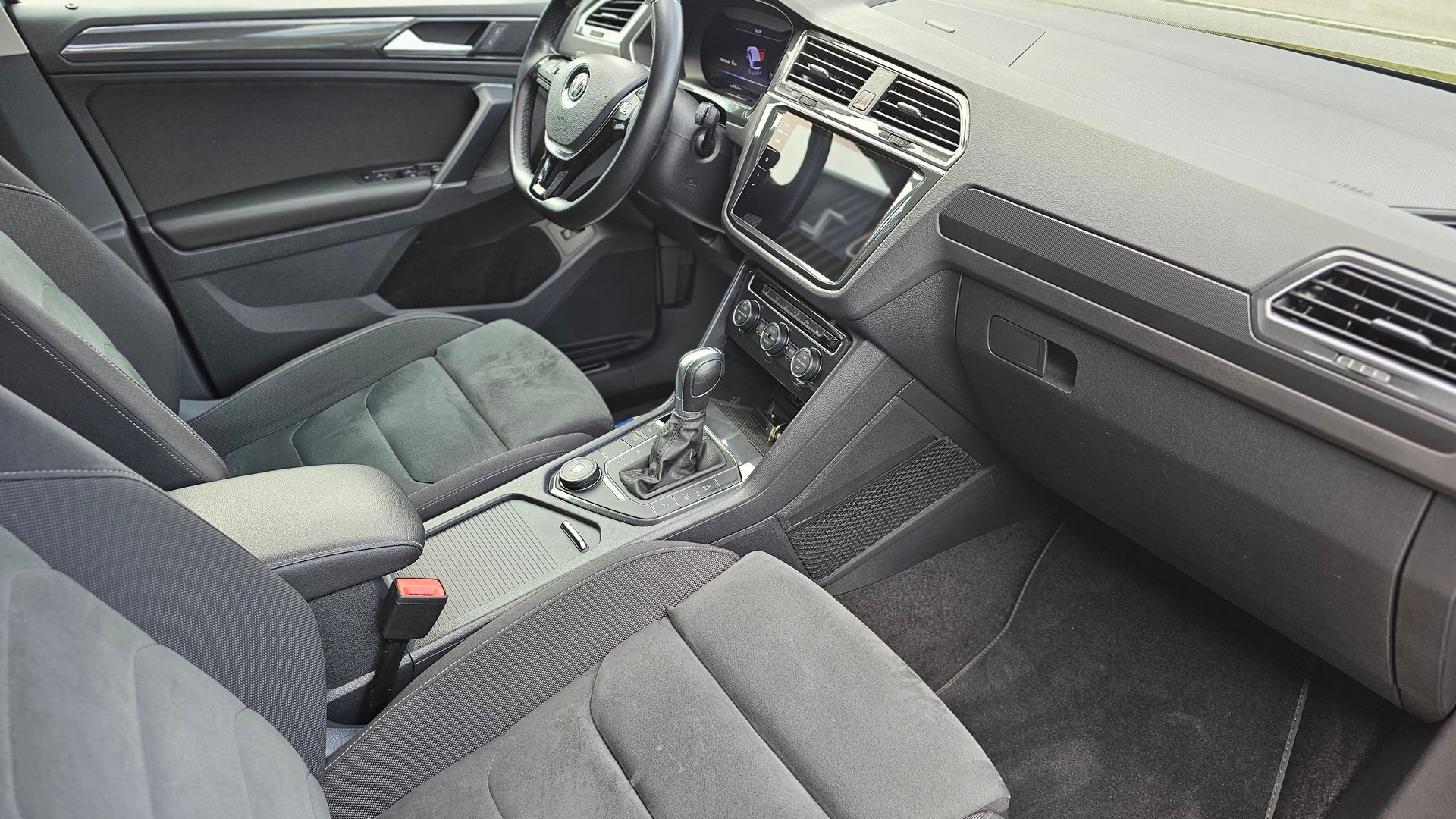 VW Tiguan 2.0TSI Highline 4Motion DSG-image-11