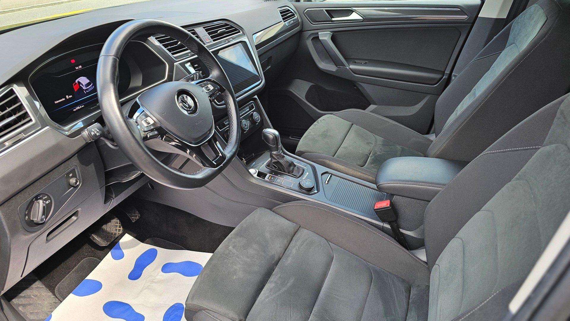 VW Tiguan 2.0TSI Highline 4Motion DSG-image-9
