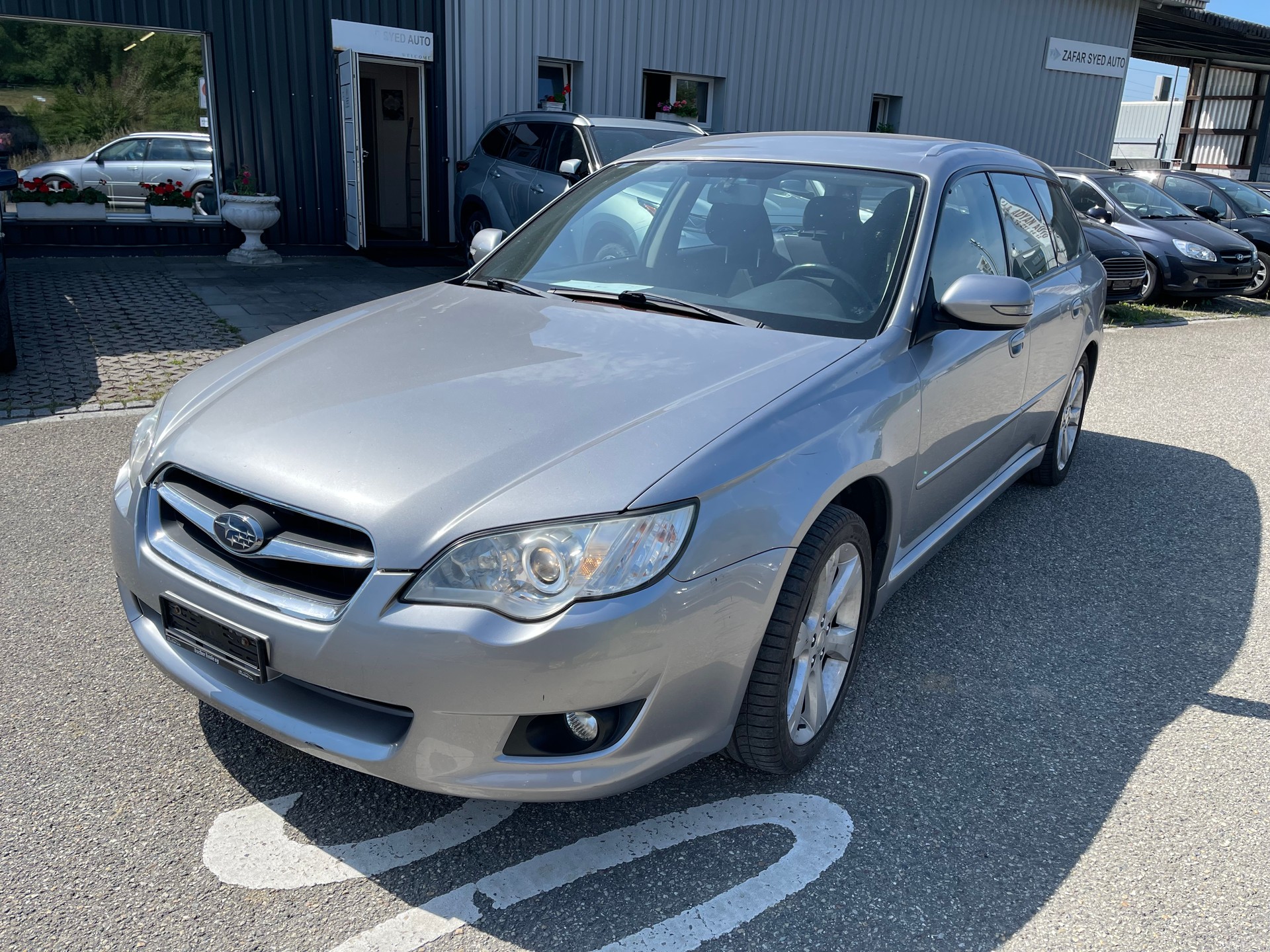 SUBARU Legacy 2.0R AWD Swiss