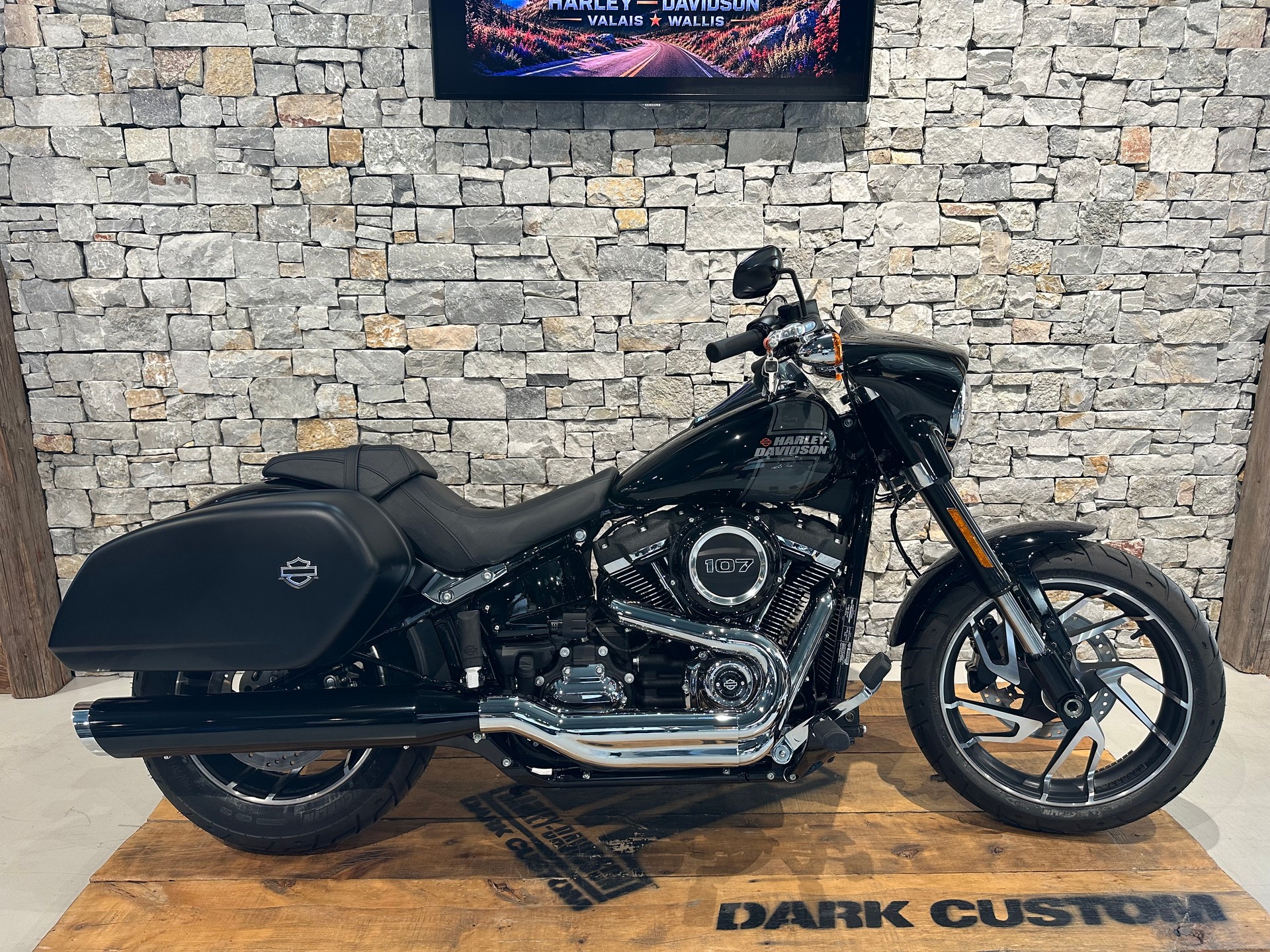 HARLEY-DAVIDSON FLSB - Sport Glide-image-0