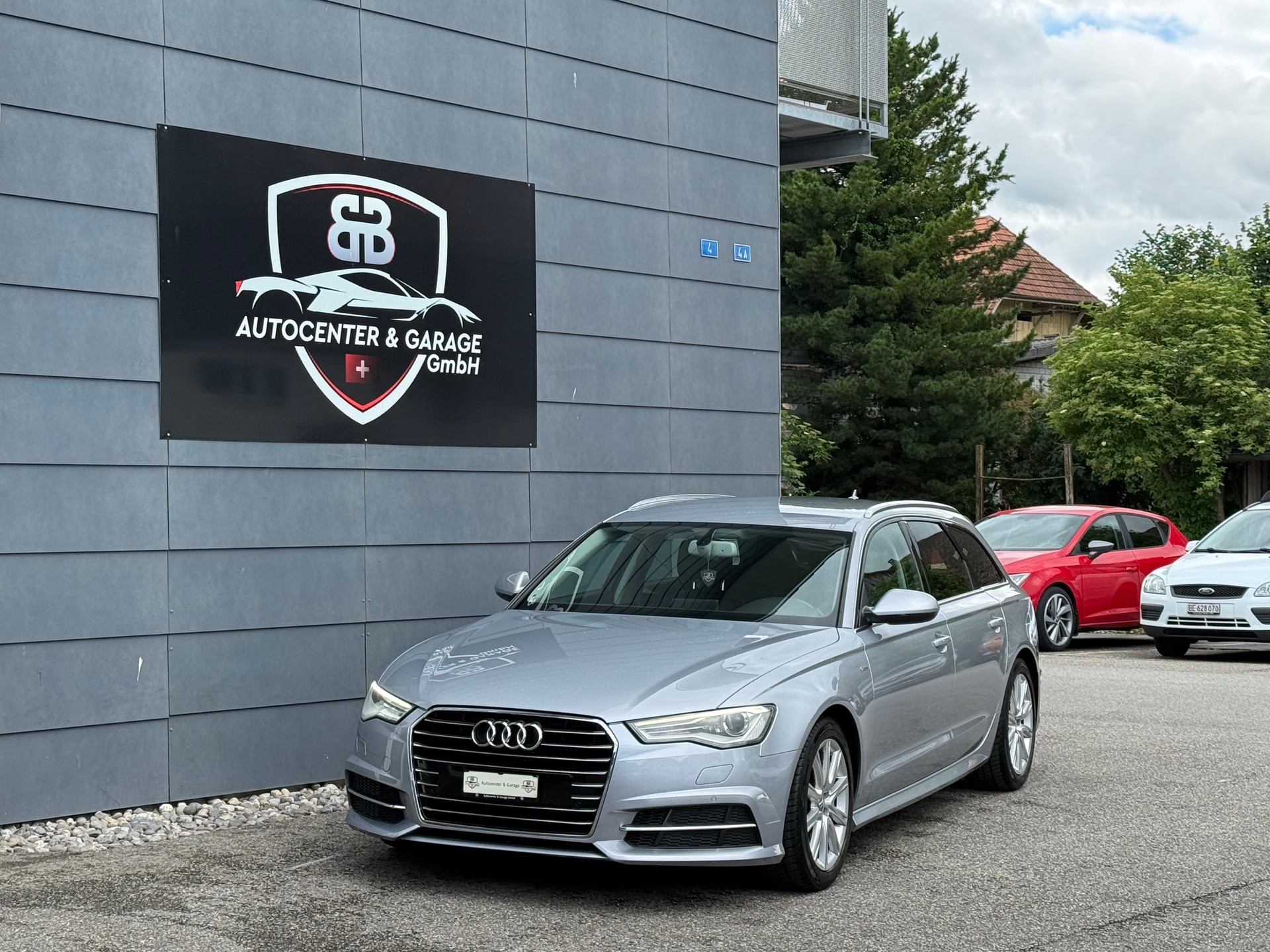 AUDI A6 Avant 2.0 TDI S-tronic S-Line