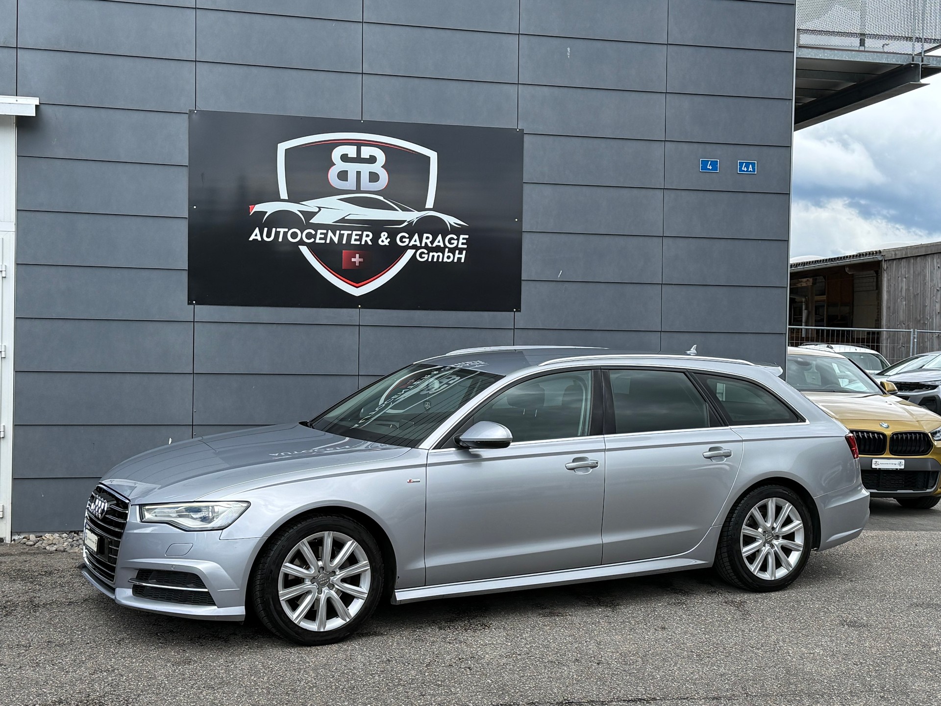 AUDI A6 Avant 2.0 TDI S-tronic S-Line-showroom-element-3