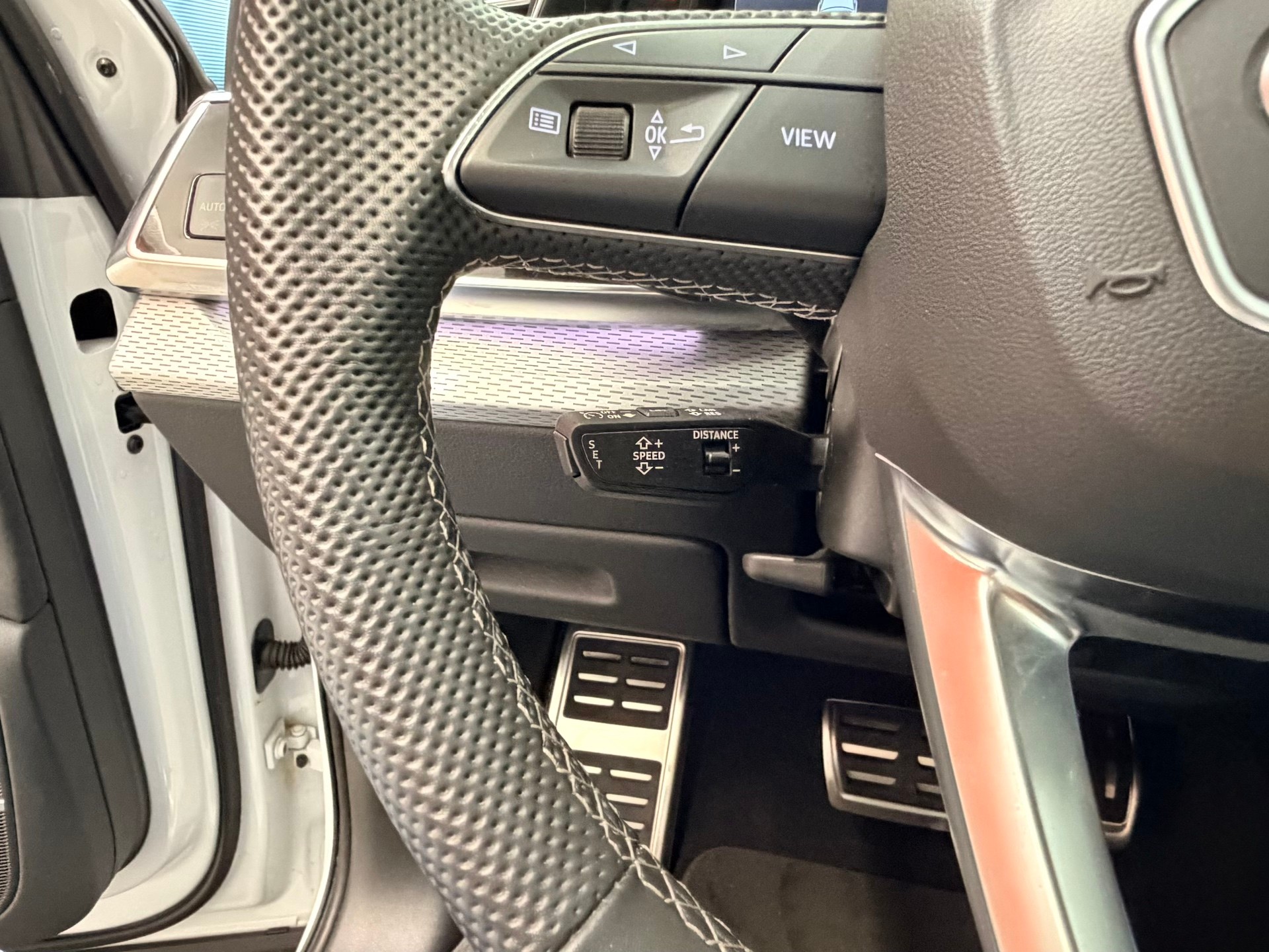 AUDI SQ7 TFSI quattro tiptronic-image-28