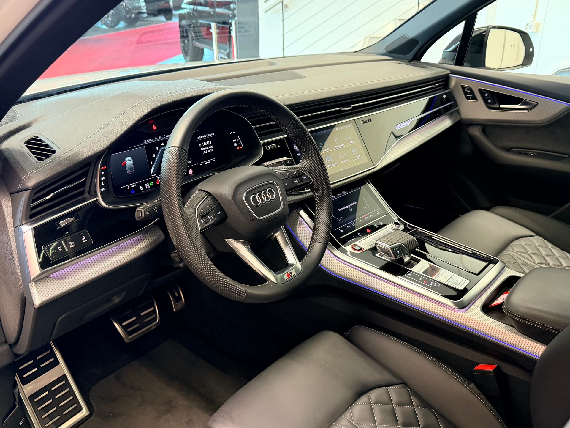 AUDI SQ7 TFSI quattro tiptronic-image-11