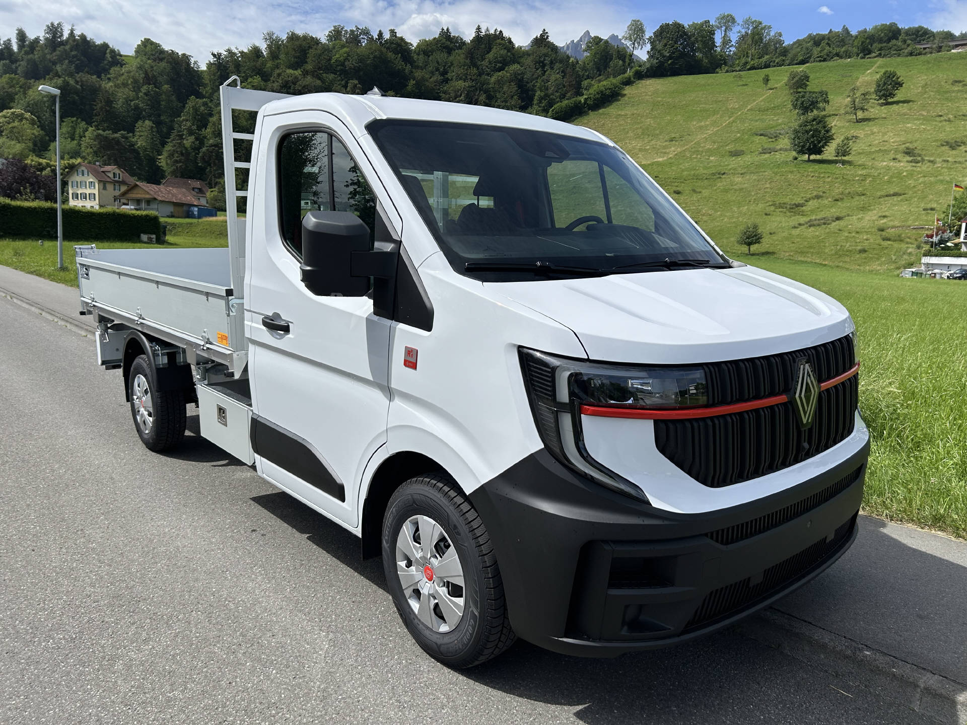 RENAULT Master 3 - Seitenkipper 150 PS Automat-showroom-element-1