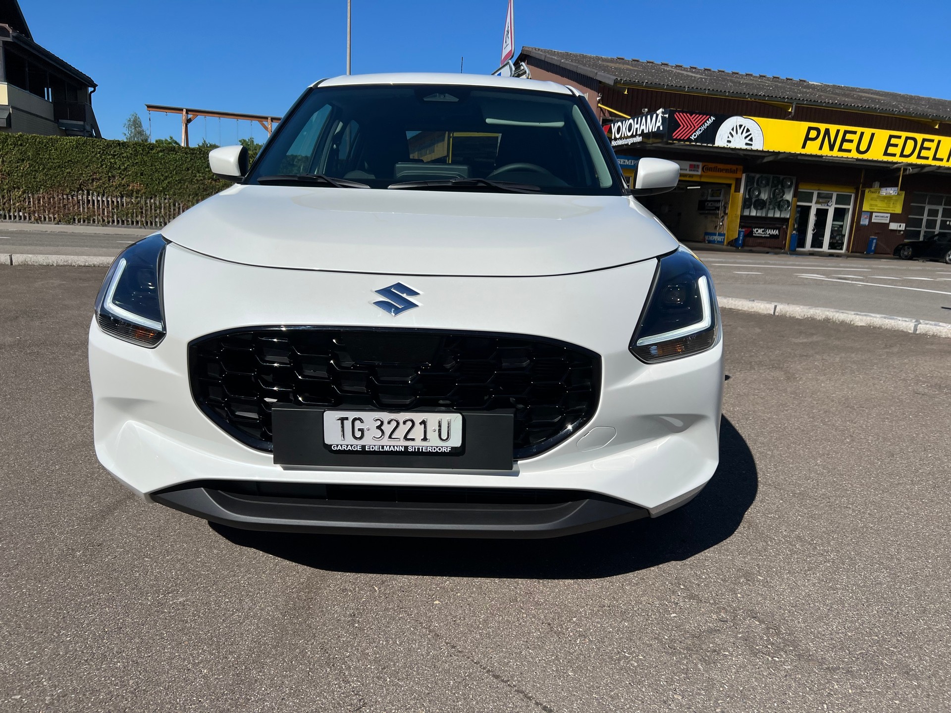 SUZUKI Swift 1.2 Tradizio Top Hybrid 4x4-showroom-element-2