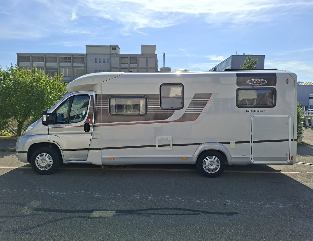 LMC T 671 *Maximale Wertbeständigkeit und absoluten Premium-Schlafkomfort*Automat 150PS *2x Solar Panel *RFahrkamera *Navigation*-image-7