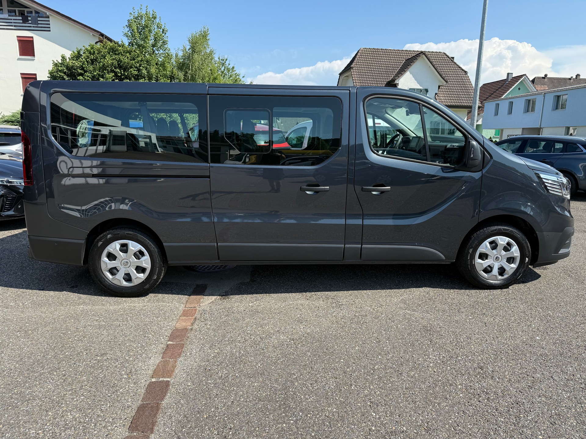 RENAULT Trafic Blue dCi 150 Grand Passenger Evolution EDC-image-6