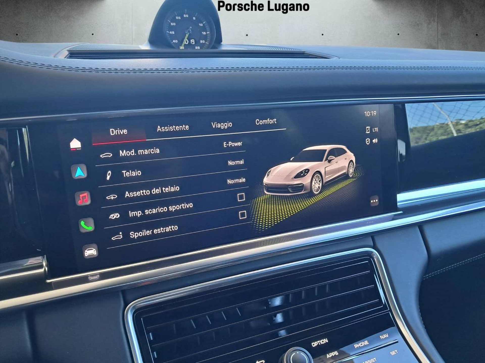 PORSCHE Panamera 4S E-Hybrid Sport Turismo (MY22)-image-22