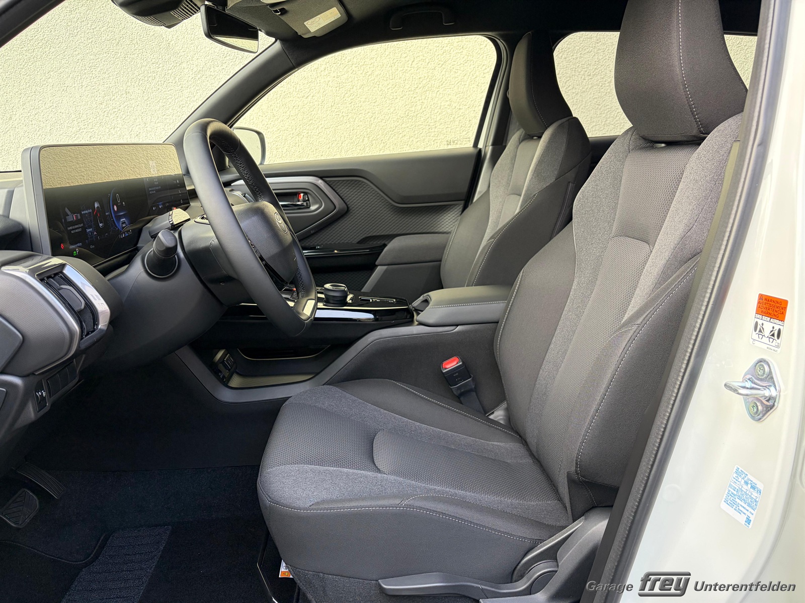 TOYOTA Urban Cruiser 61 kWh Trend AWD-image-5