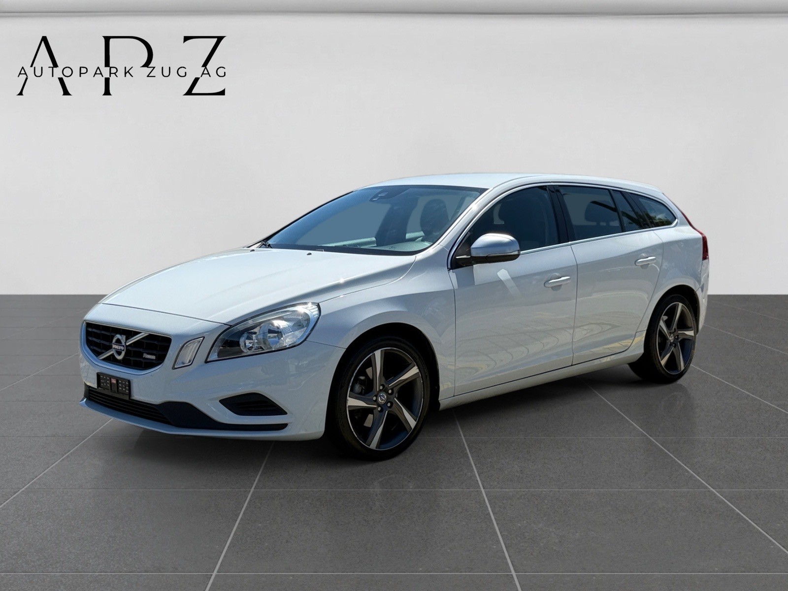 VOLVO V60 D2 R-Design
