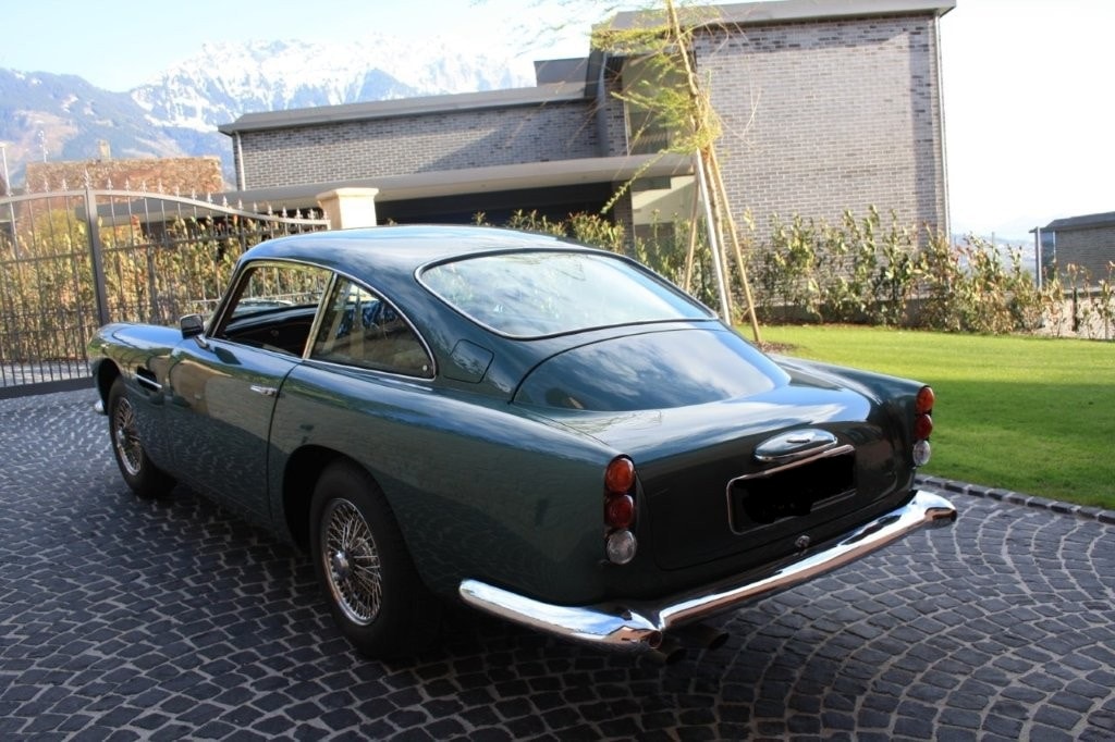 ASTON MARTIN DB4 Series V-image-8