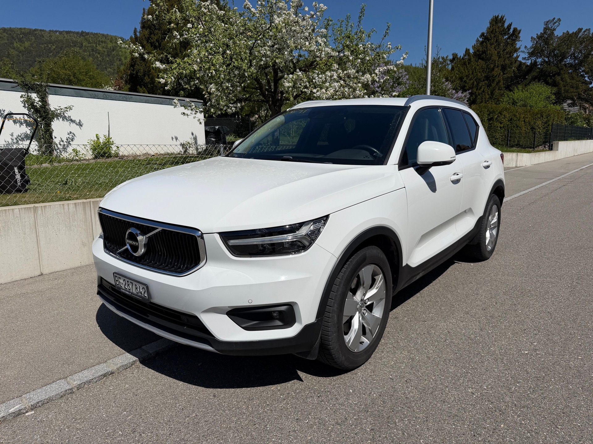 VOLVO XC40 D4 AWD Momentum Geartronic