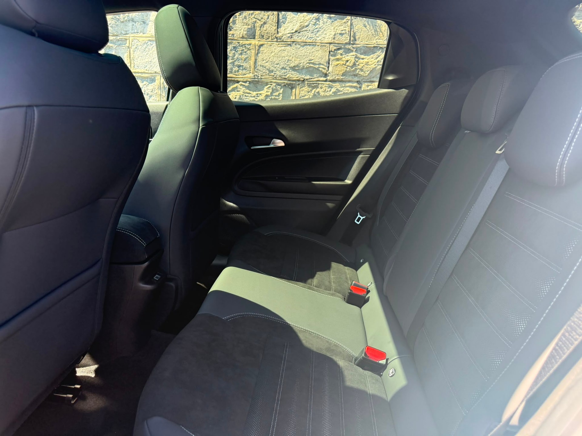 ALFA ROMEO Junior 1.2 48V Hybrid Sport Speciale-image-7