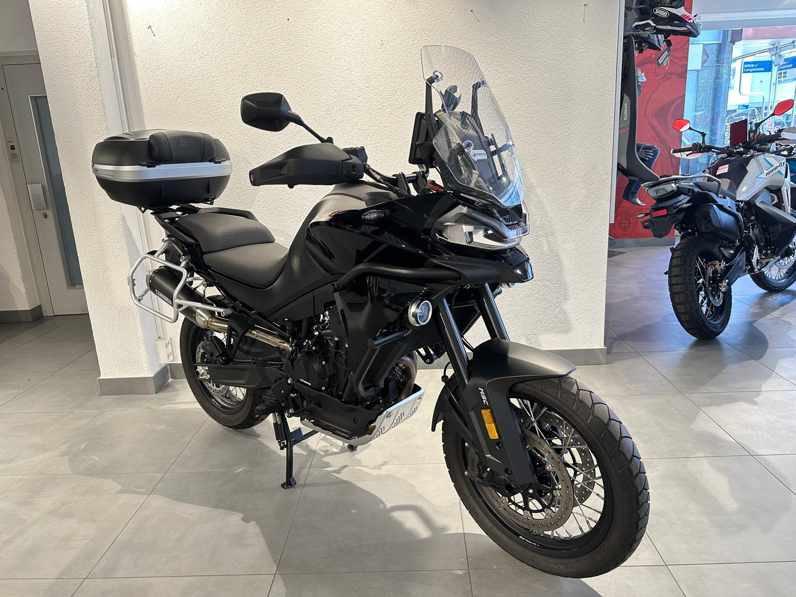 CF MOTO 800 MT Explore | Occasion | nur 1'800 km | Topcase | Top Zustand-image-0