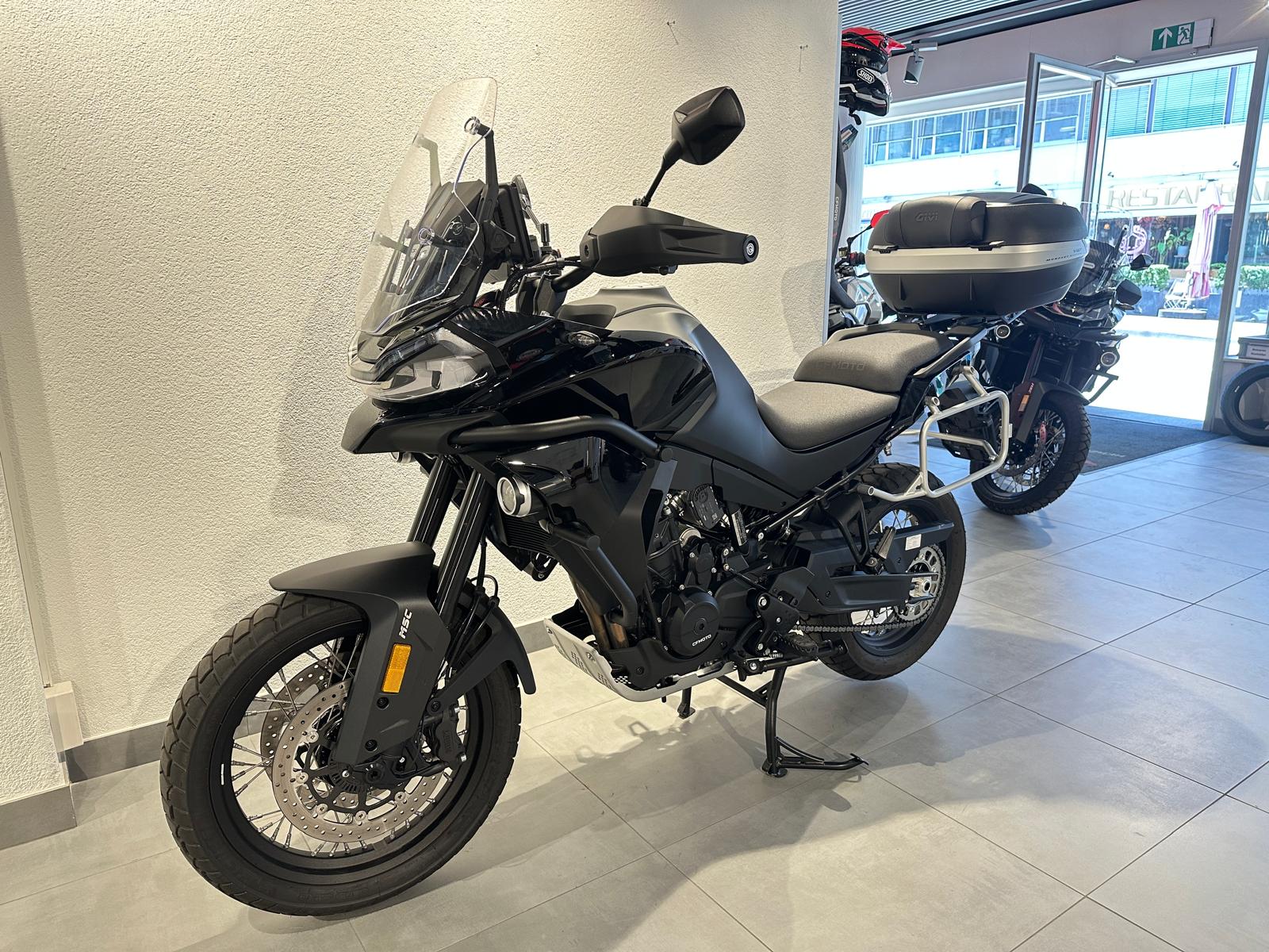 CF MOTO 800 MT Explore | Occasion | nur 1'800 km | Topcase | Top Zustand-image-6