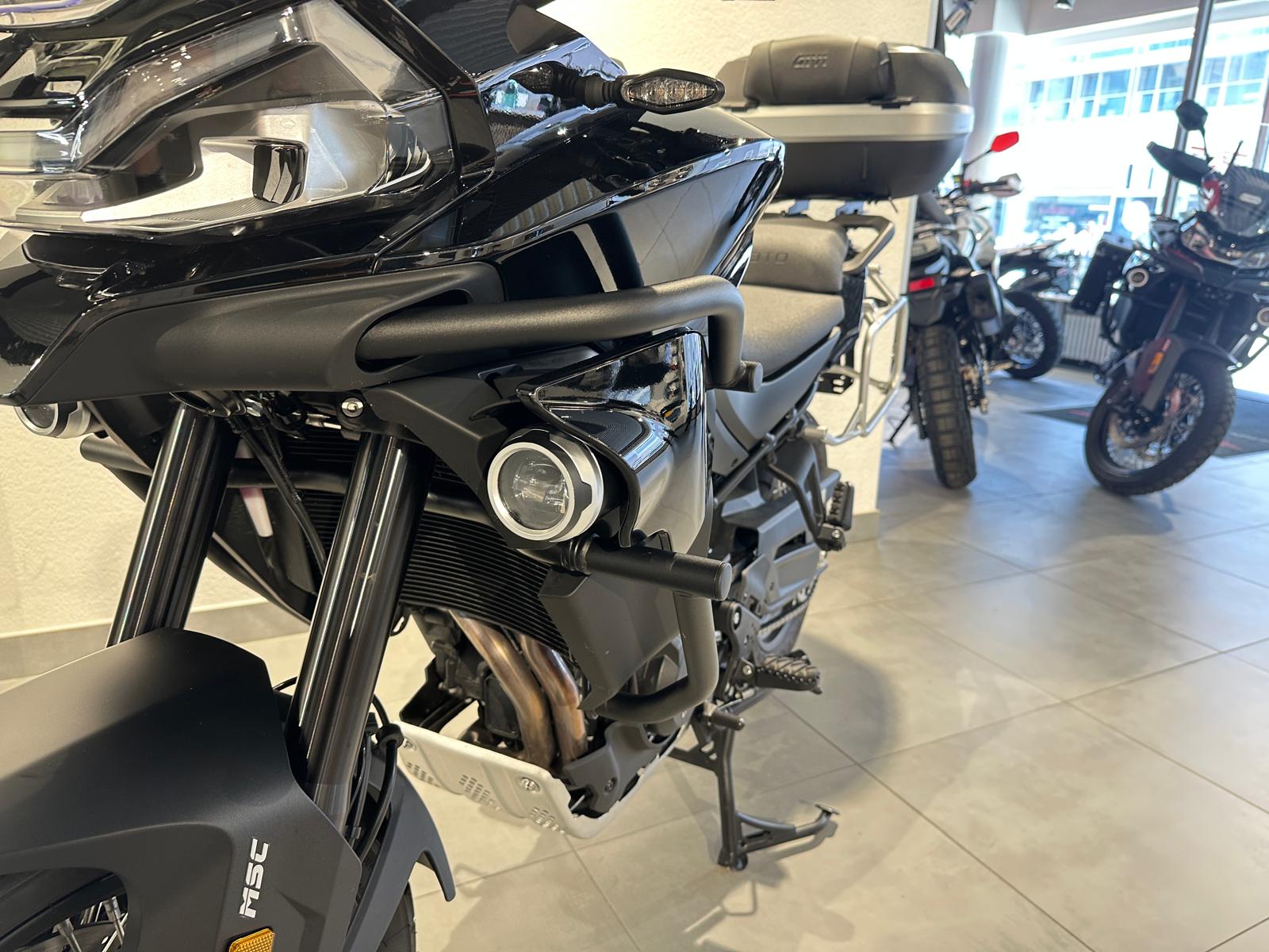 CF MOTO 800 MT Explore | Occasion | nur 1'800 km | Topcase | Top Zustand-image-8