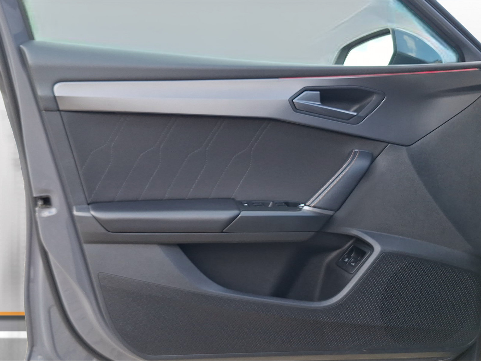 CUPRA LEON ST 1.4 e-HYBRID pHEV DSG-image-9