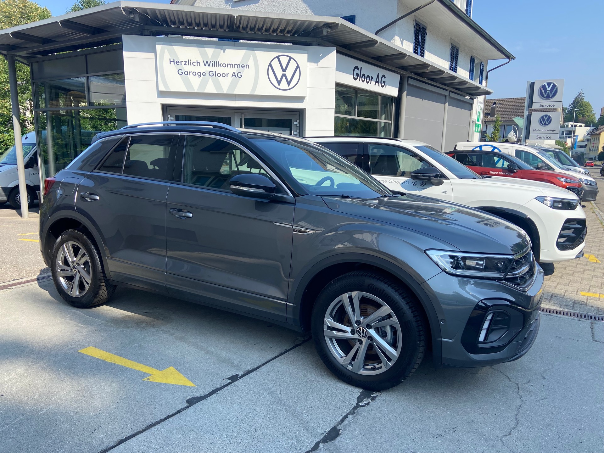 VW T-Roc 1.5 TSI EVO R-Line DSG-showroom-element-1