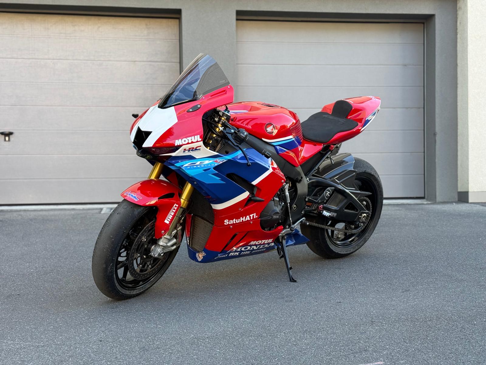HONDA CBR 1000 RR-R SP-image-0