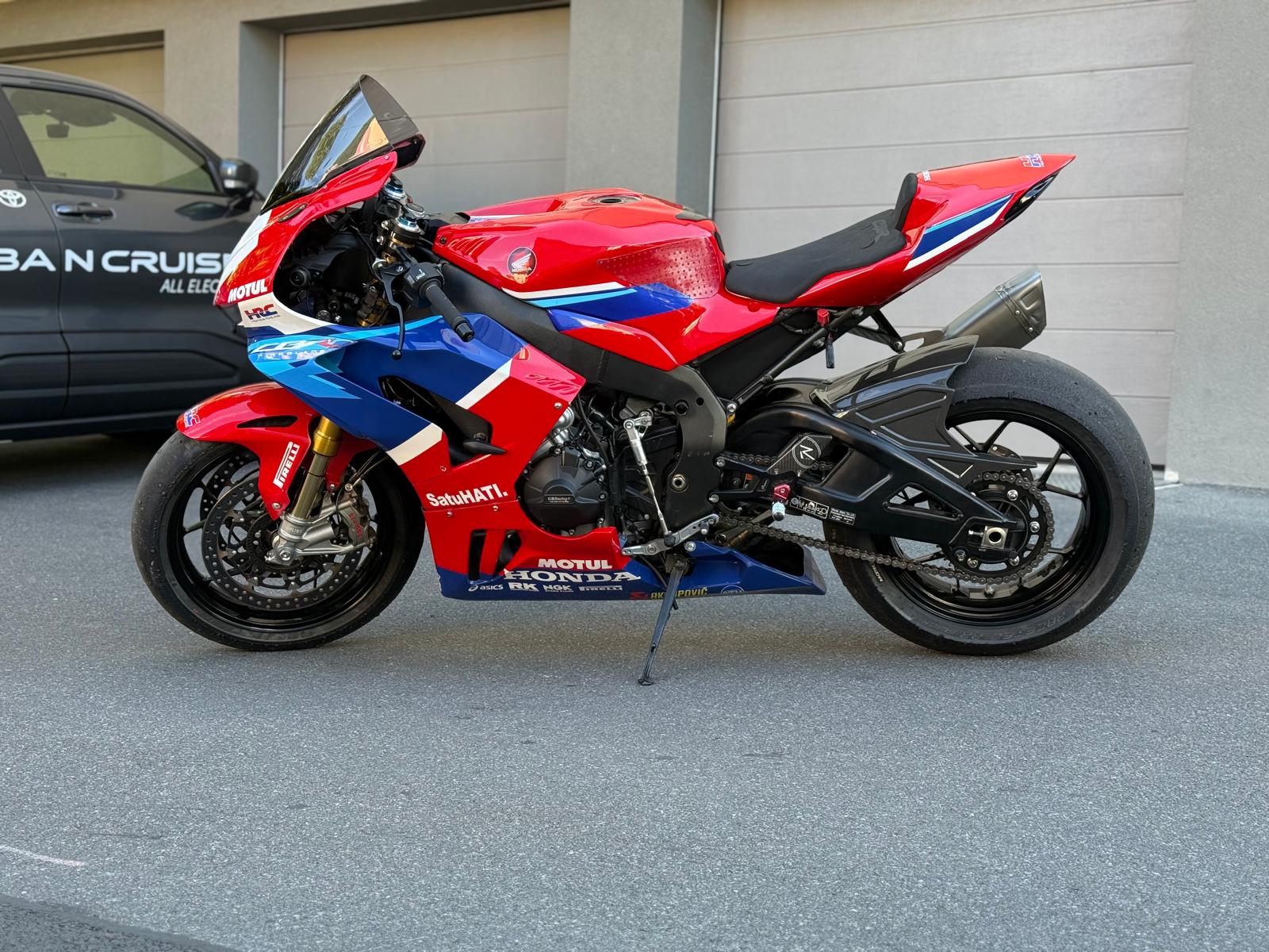 HONDA CBR 1000 RR-R SP-image-2