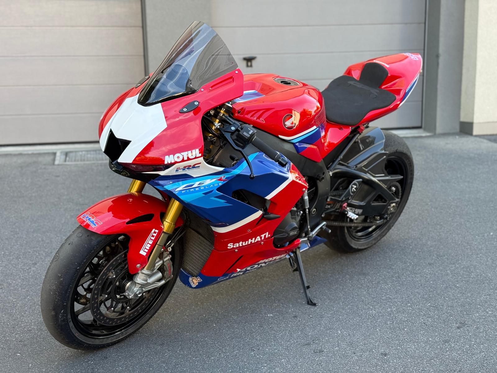 HONDA CBR 1000 RR-R SP-image-14