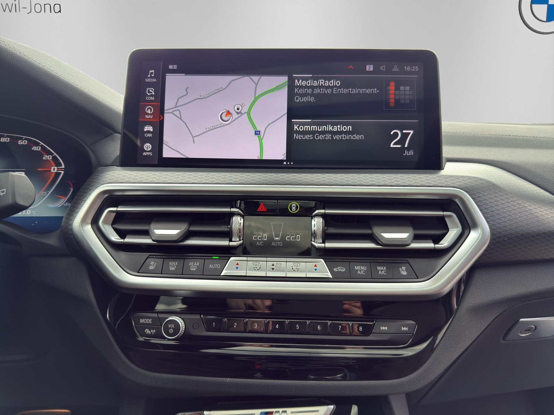 BMW X3 M40d-image-12
