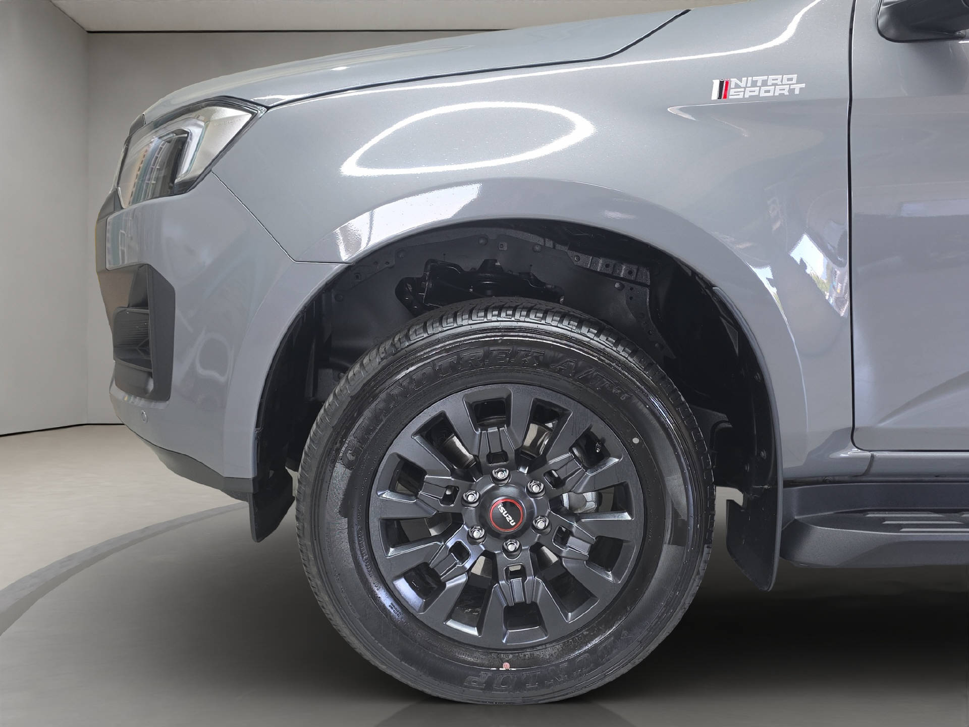 ISUZU D-Max Crew Pick-up 2.2 DDi Nitro Sport 4x4-image-12