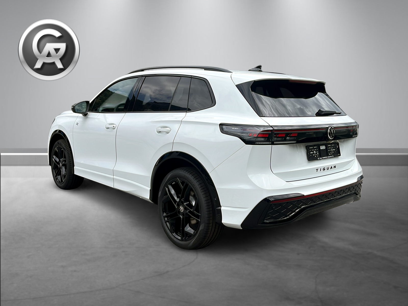 VW Tiguan 2.0 TSI DSG R-Line United 4Motion-showroom-element-1