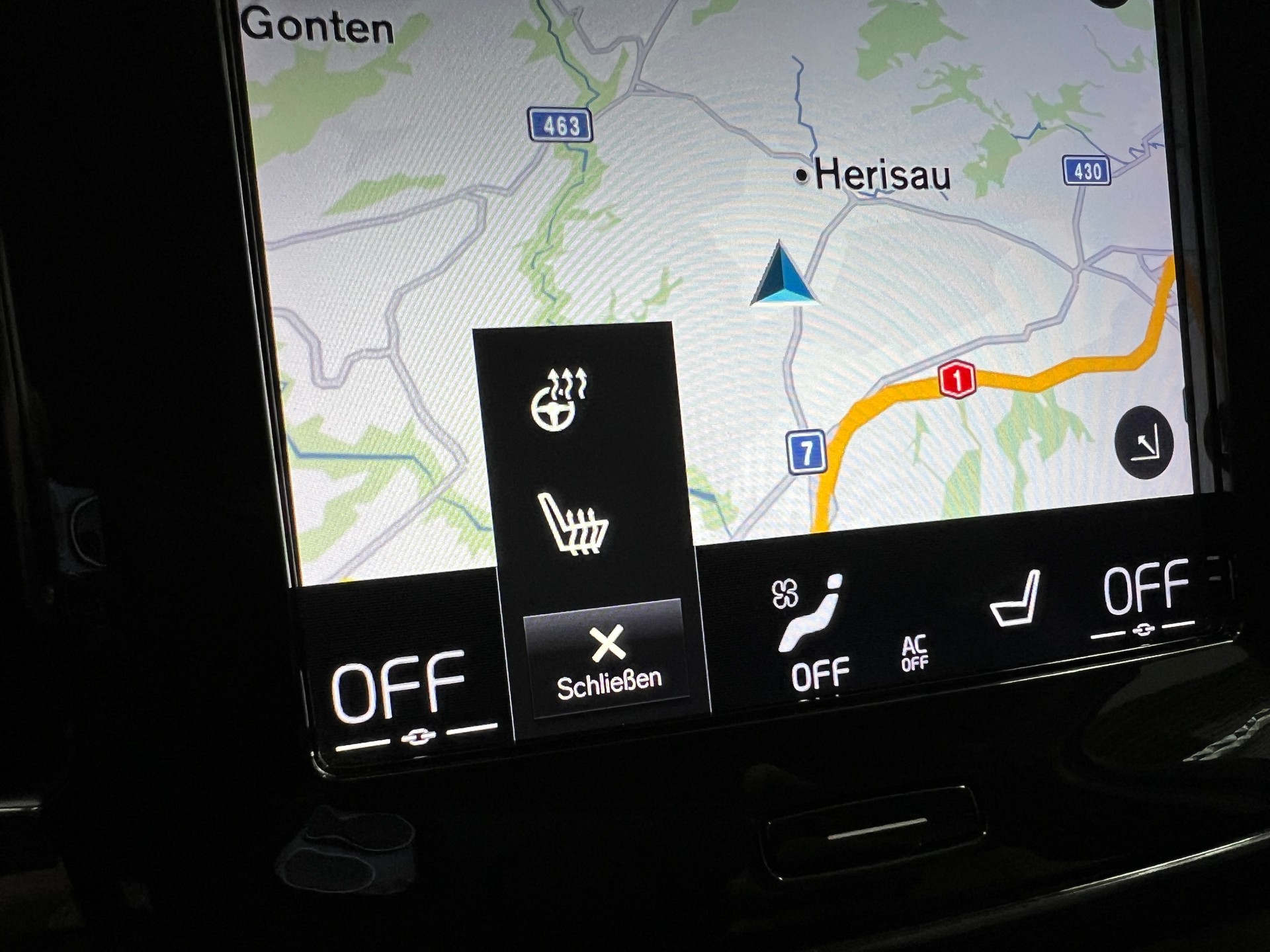VOLVO XC40 T4 AWD Momentum Geartronic-image-17