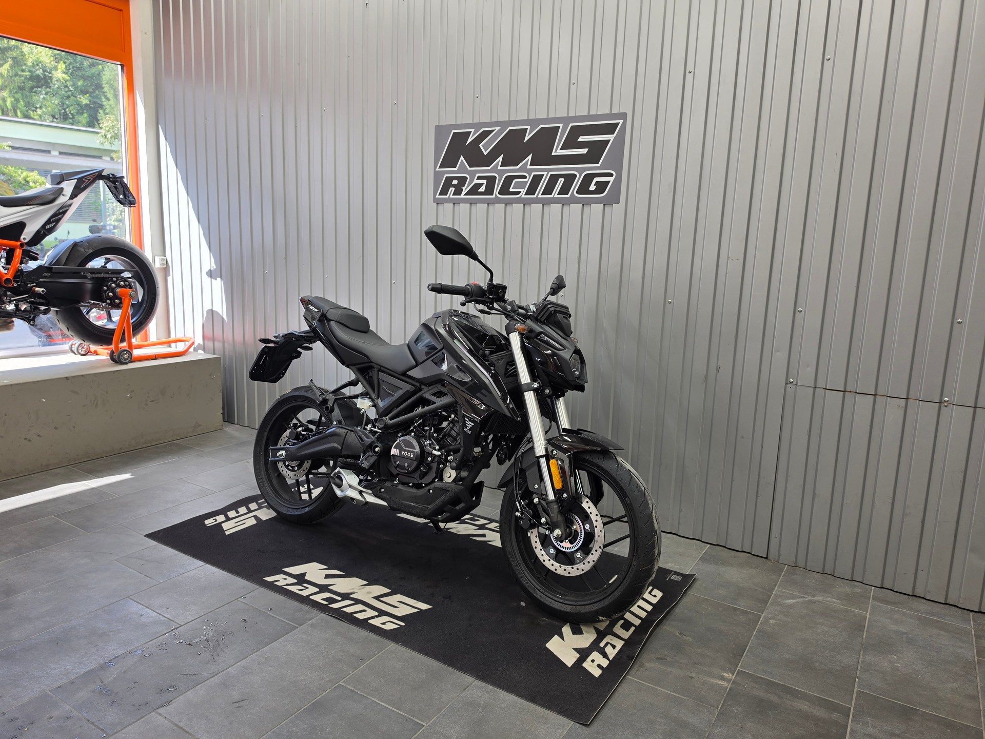 VOGE 125 R-image-4