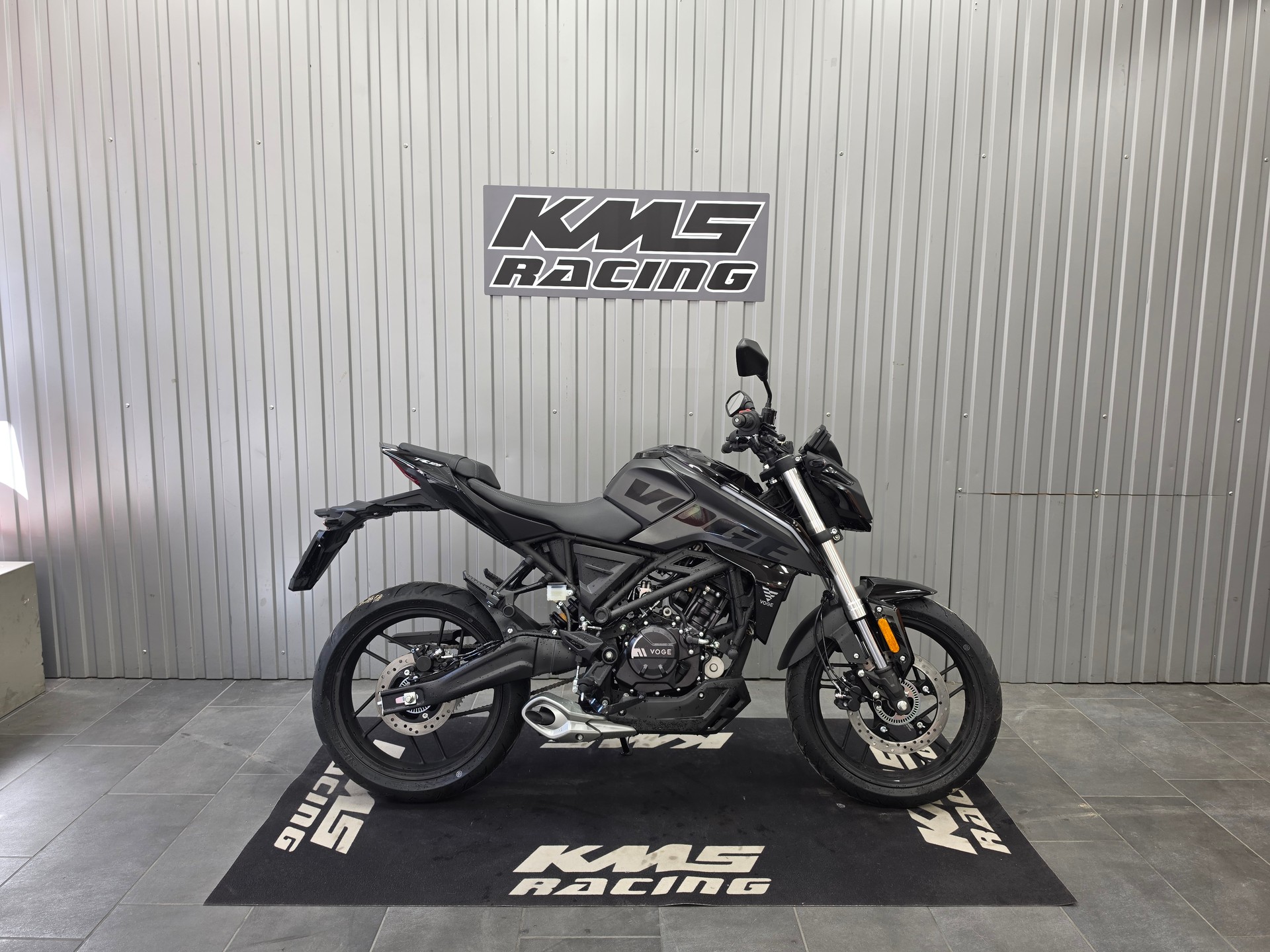 VOGE 125 R