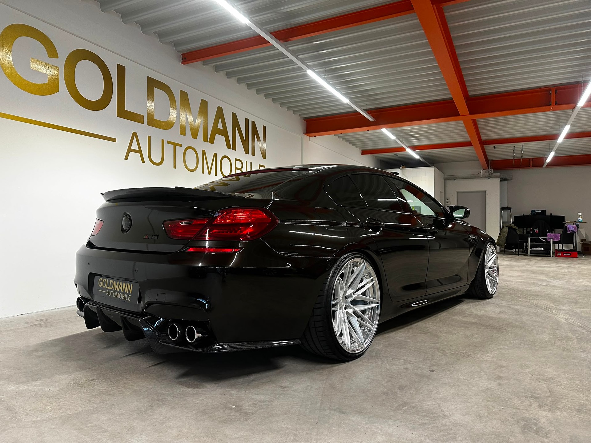 BMW M6 Gran Coupé Drivelogic-showroom-element-3