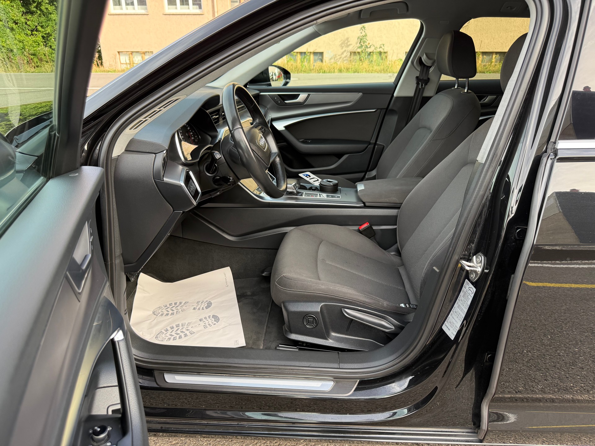 AUDI A6 Avant 40 TDI S-tronic-image-10