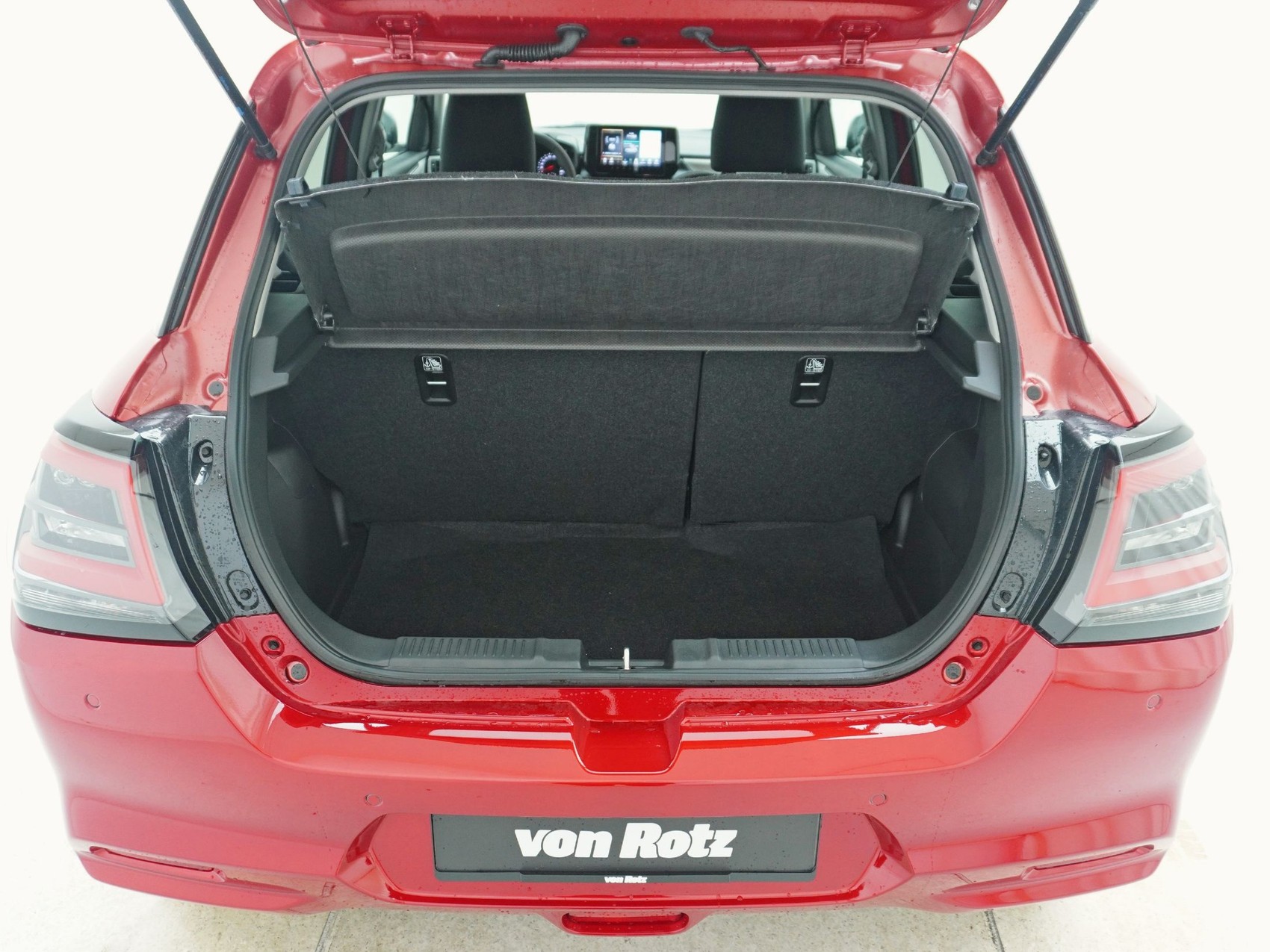 SUZUKI Swift 1.2 Piz Sulai Top Hybrid 4x4-image-18