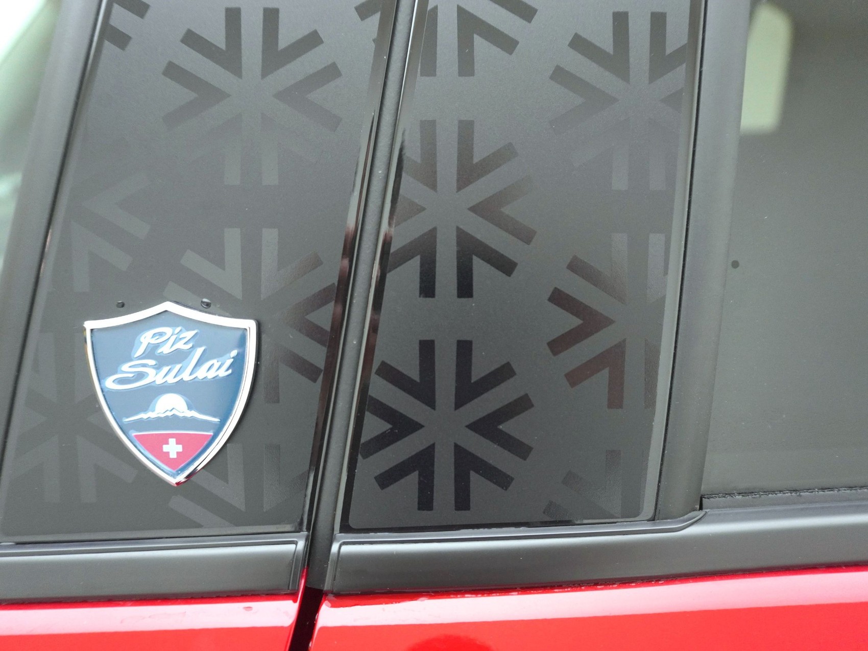 SUZUKI Swift 1.2 Piz Sulai Top Hybrid 4x4-image-16