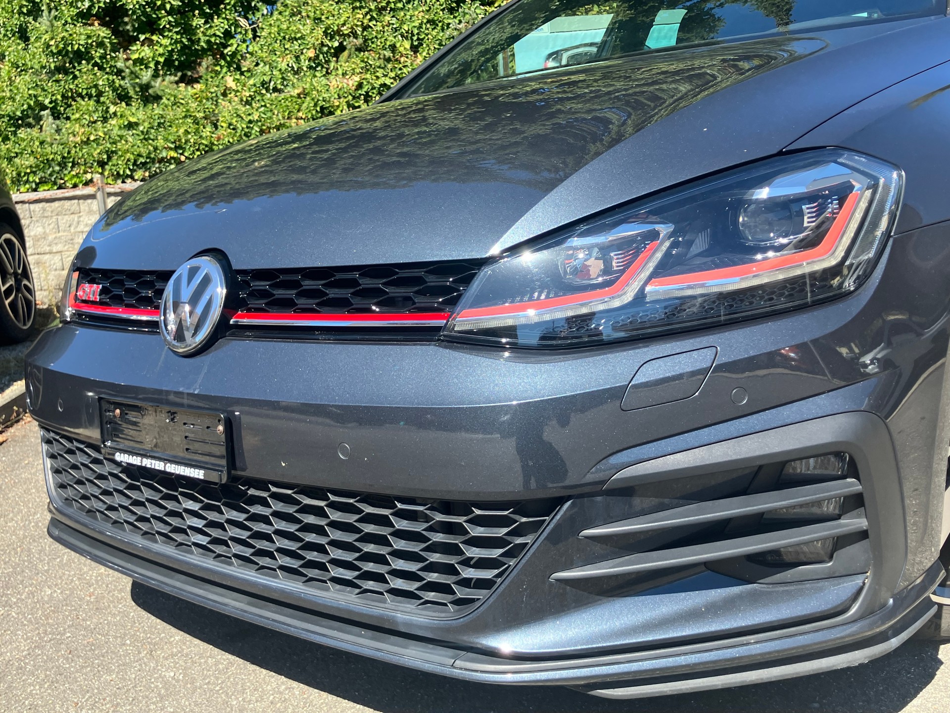 VW Golf 2.0 TSI GTI Performance DSG-image-10
