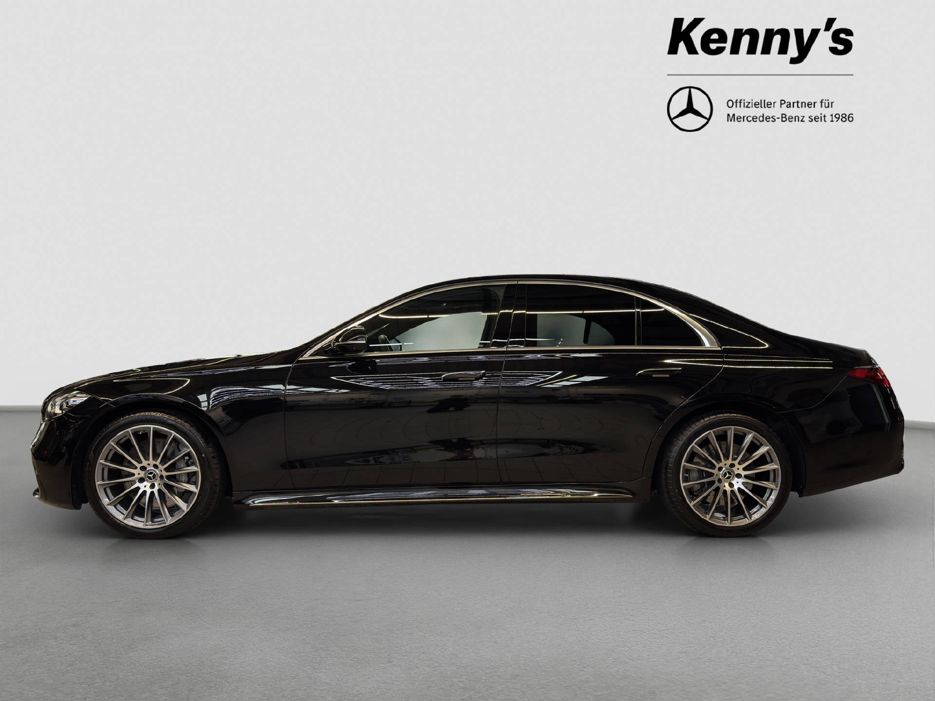 MERCEDES-BENZ S 350 d AMG Line 4MATIC-showroom-element-2