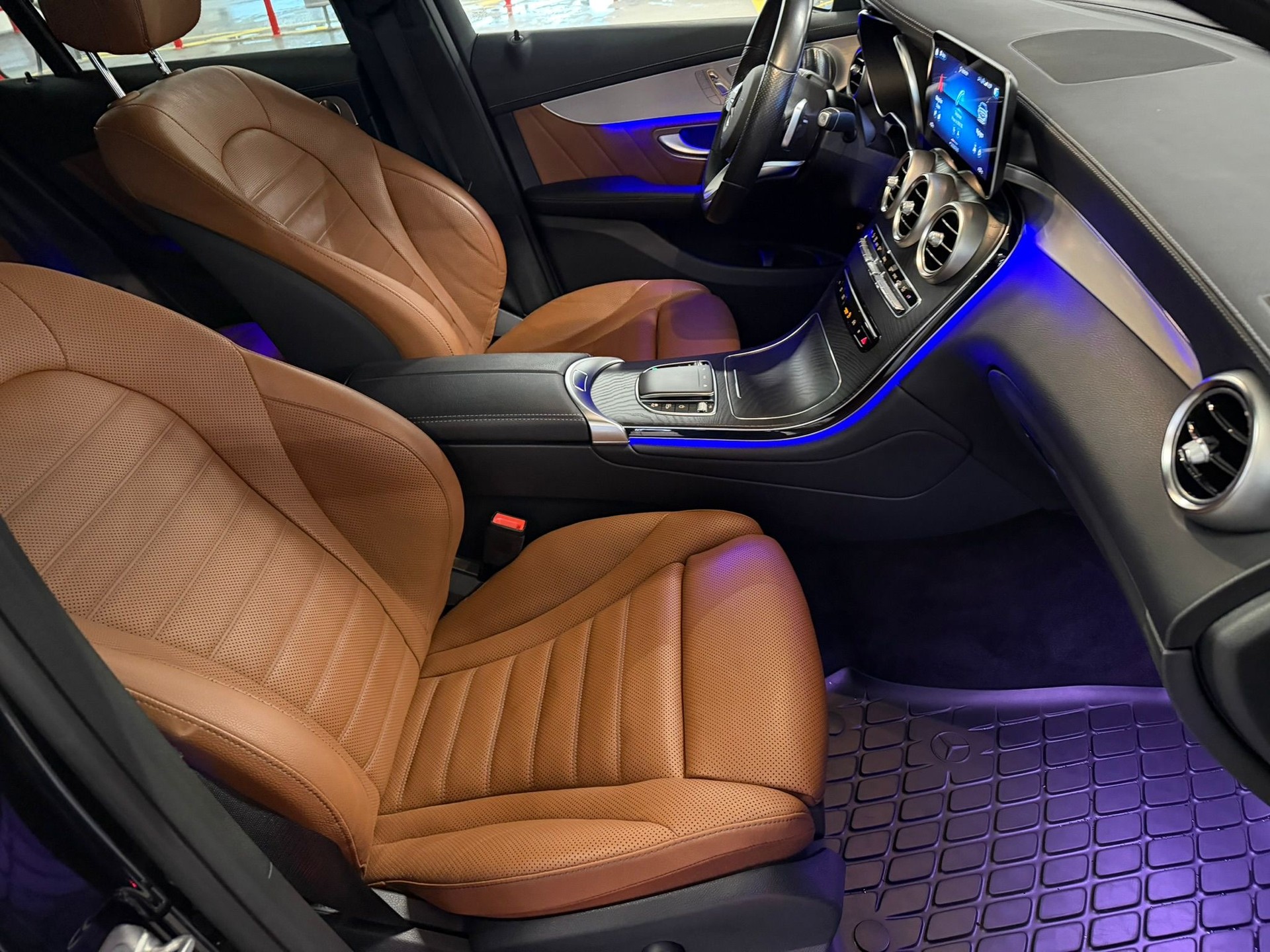 MERCEDES-BENZ GLC Coupé 400 d AMG Line 4Matic 9G-Tronic-image-10