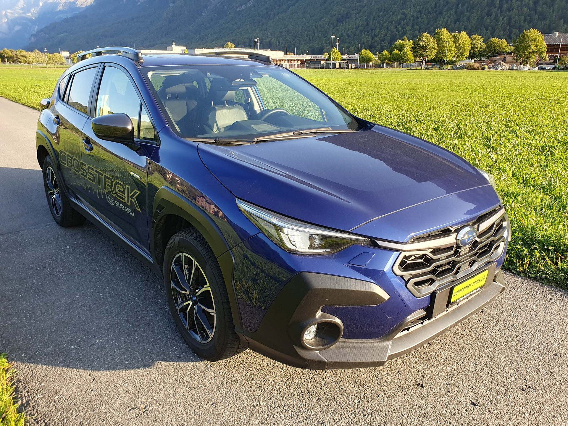 SUBARU Crosstrek 2.0i e-Boxer Luxury