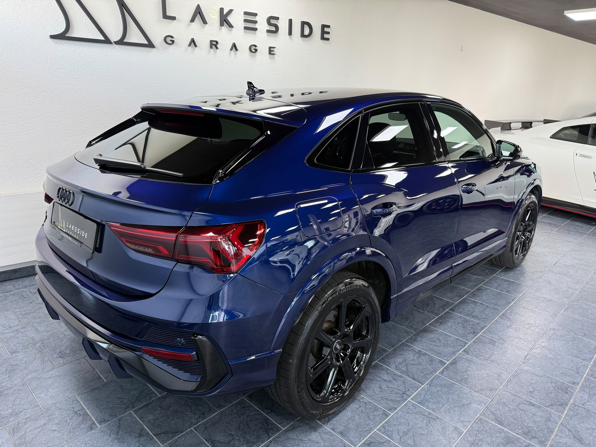 AUDI Q3 Sportback 35 TFSI S line Attraction S-tronic-showroom-element-3