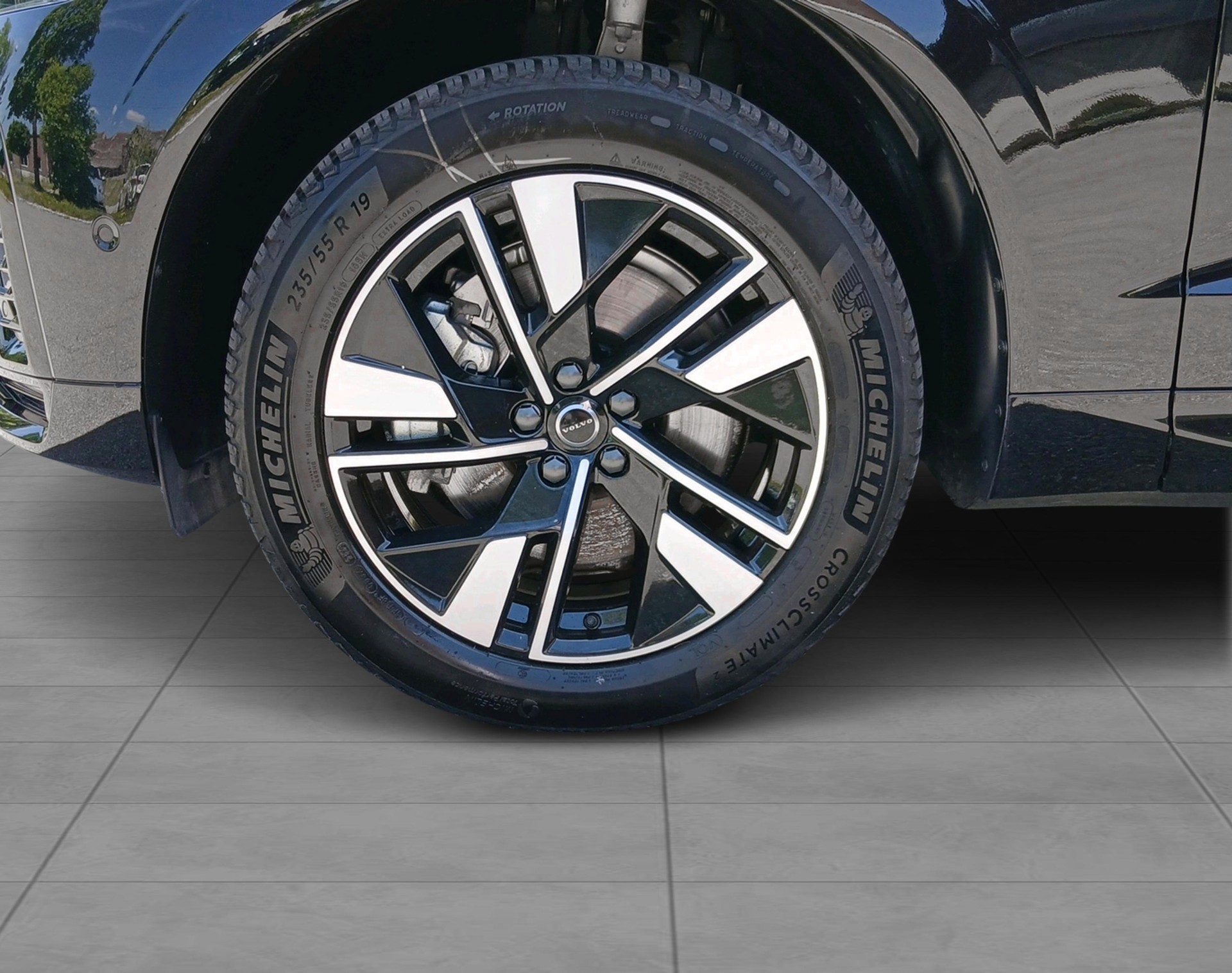 VOLVO XC60 2.0 T6 TE Plus Dark eAWD-image-9