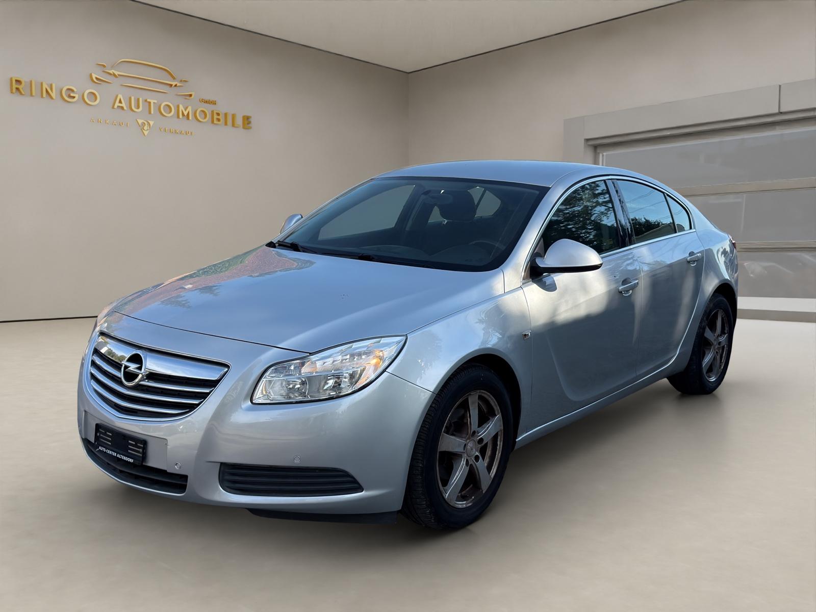 OPEL INSIGNIA-showroom-element-1